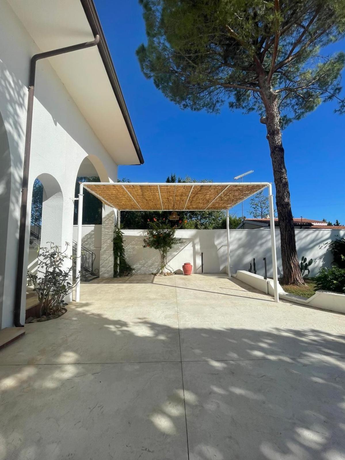 Villa Clori Саличе Салентино Екстериор снимка